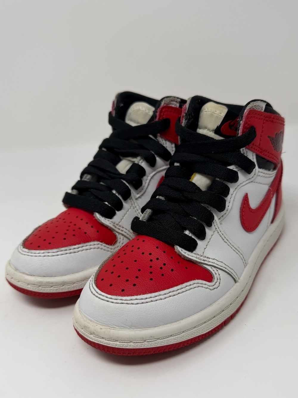 Jordan Kids High-Top Sneakers in Red, White & Black Sz.11 - Picture 7 of 8